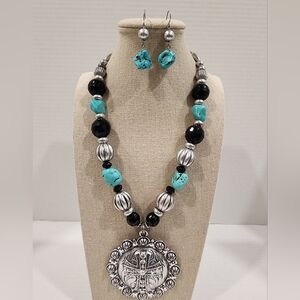 Dyed Howlite Necklace with Earrings